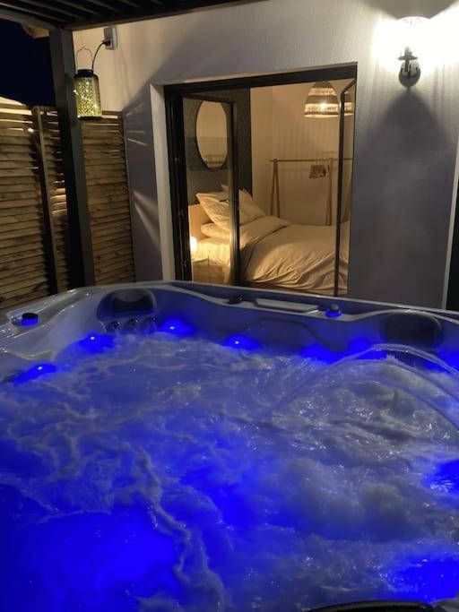 Spa & Serenite, Aux Portes De Disney Et De Paris Villiers-sur-Morin Екстериор снимка